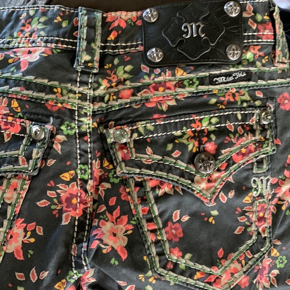 Miss Me 🌻🌺🌷Floral Skinny Jeans 25 NWT - Picture 4 of 10